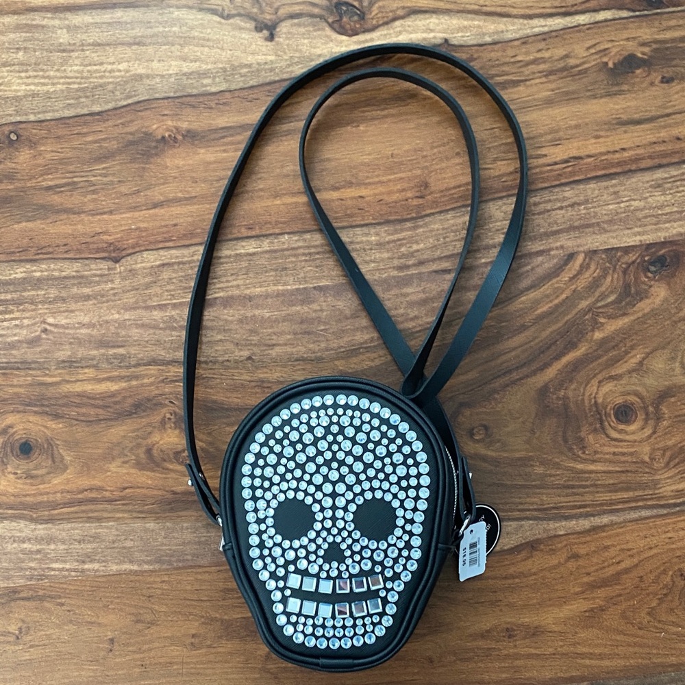 Bath & body works skull mirrored purse